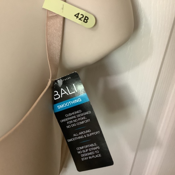 New Bali Smoothing Underwire Bra 42B Convertible Back Tan - Picture 4 of 8